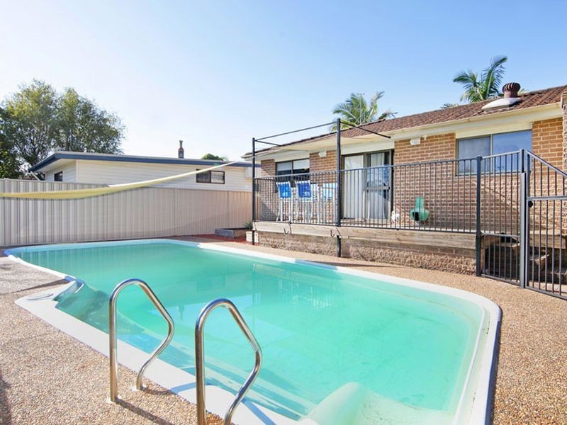 41 St James Avenue, Berkeley Vale NSW 2261