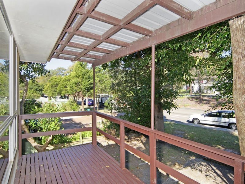 49 Wyong Road, Berkeley Vale NSW 2261