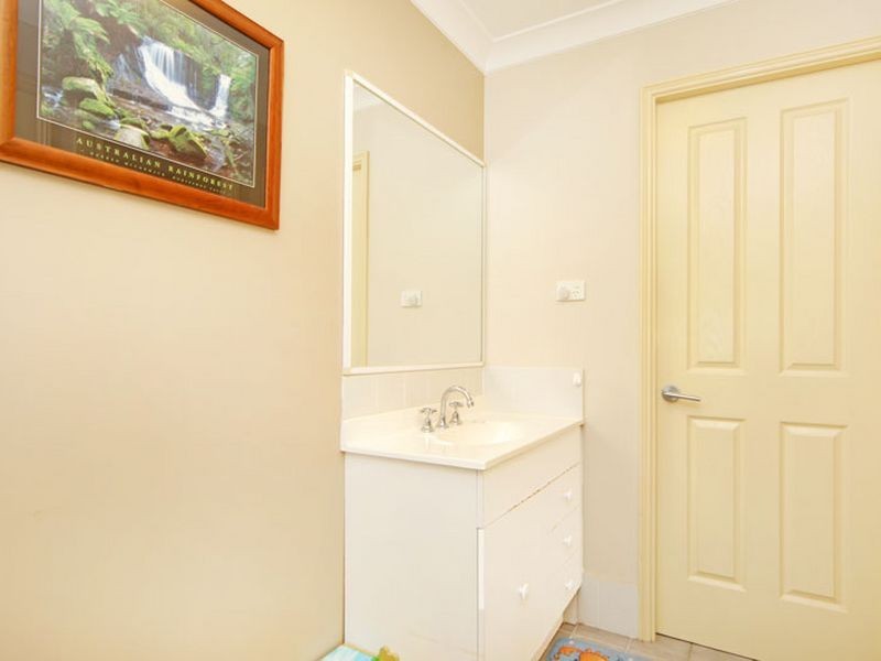 8 Panarea Close, Tumbi Umbi NSW 2261