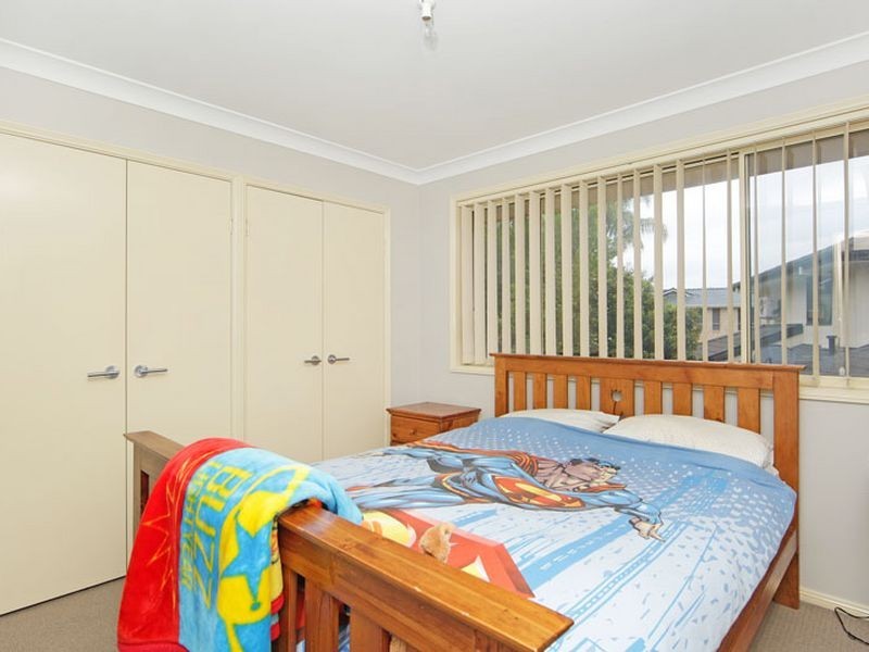 8 Panarea Close, Tumbi Umbi NSW 2261