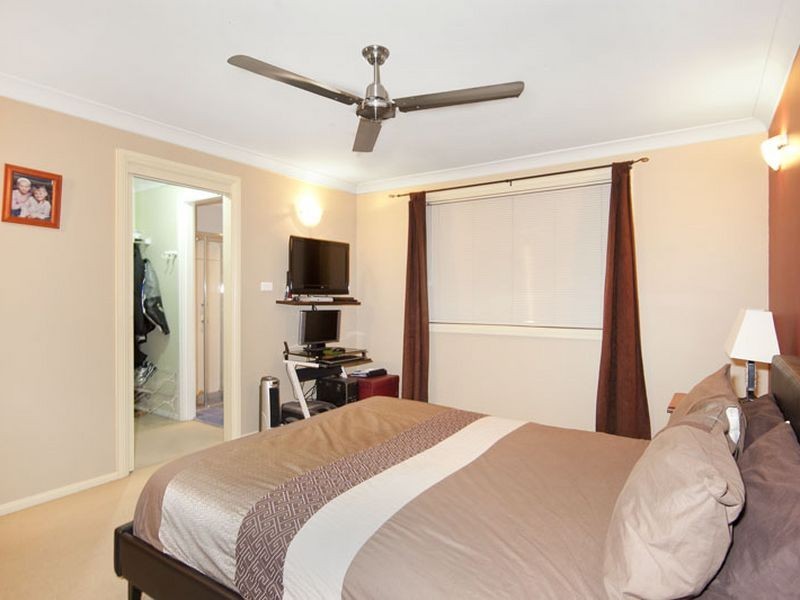 9 Wyong Road, Tumbi Umbi NSW 2261