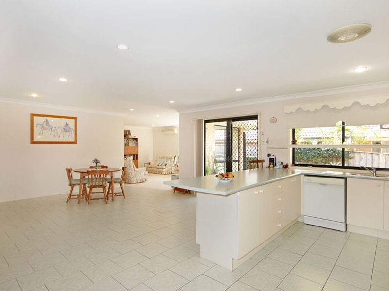 4 Caralee Place, Tumbi Umbi NSW 2261