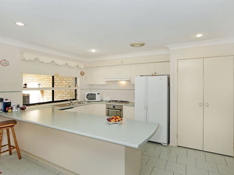 4 Caralee Place, Tumbi Umbi NSW 2261