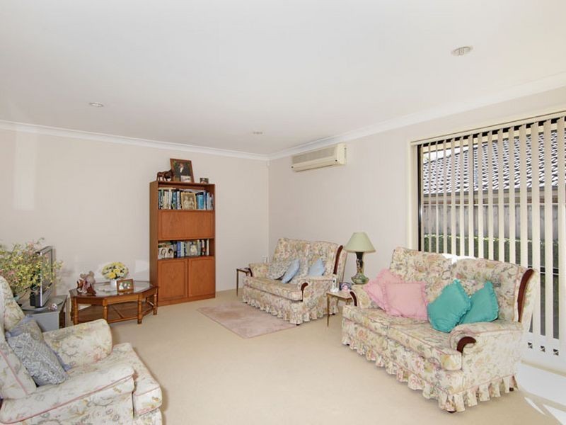 4 Caralee Place, Tumbi Umbi NSW 2261