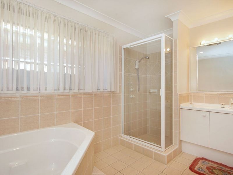 4 Caralee Place, Tumbi Umbi NSW 2261