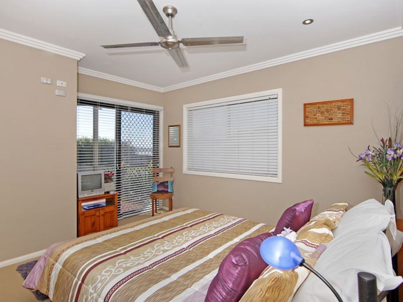 5 Carlyon Street, Killarney Vale NSW 2261