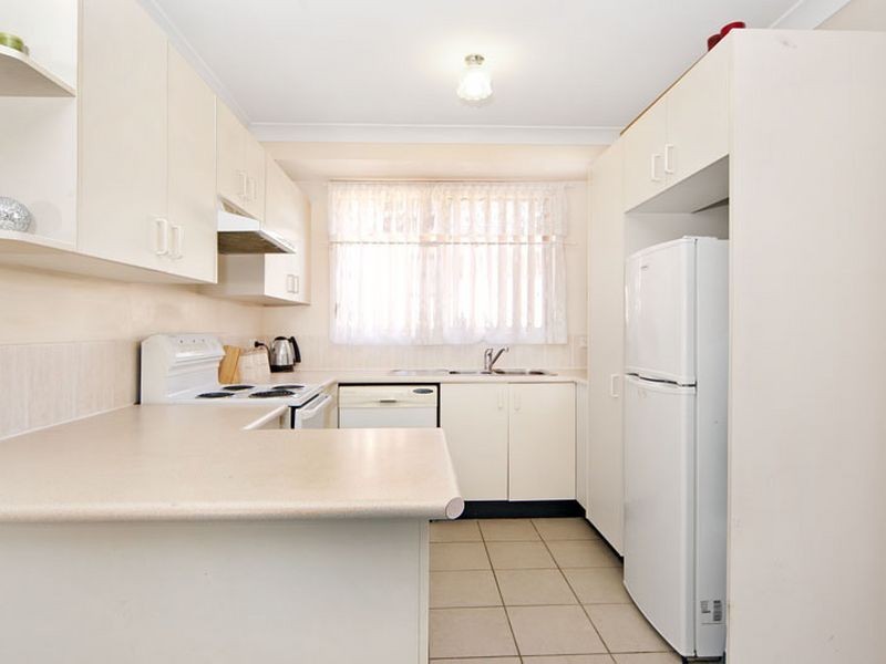 38 Ferndale Street, Killarney Vale NSW 2261