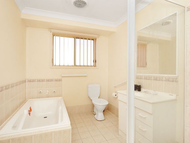 38 Ferndale Street, Killarney Vale NSW 2261