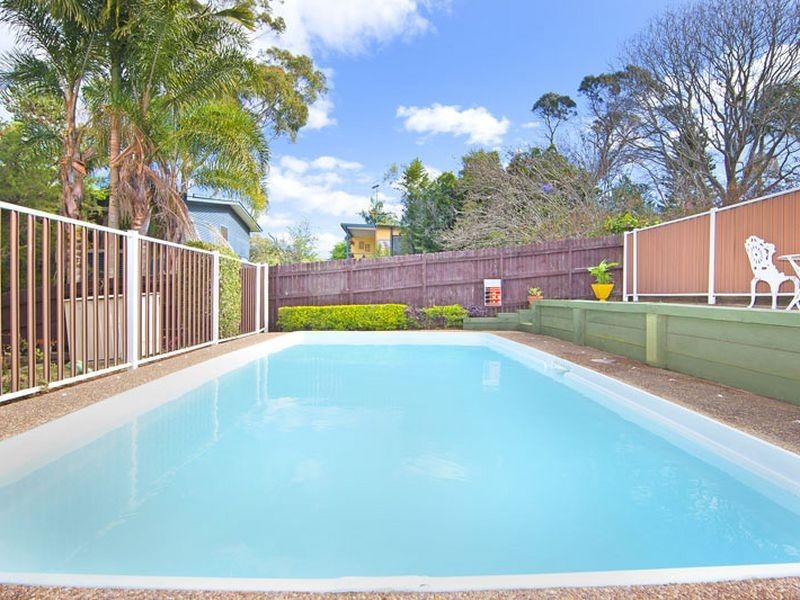 45 Albatross Road, Berkeley Vale NSW 2261