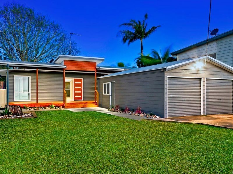 4 Crosby Crescent, Killarney Vale NSW 2261