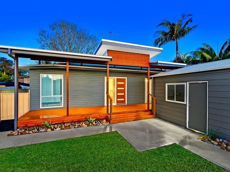 4 Crosby Crescent, Killarney Vale NSW 2261