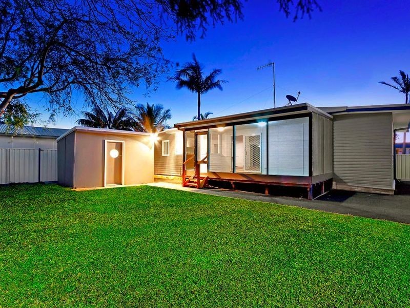 4 Crosby Crescent, Killarney Vale NSW 2261