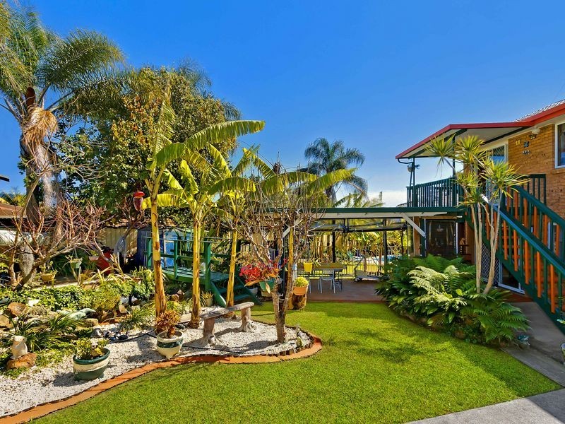 28 Cuthbert Road, Killarney Vale NSW 2261
