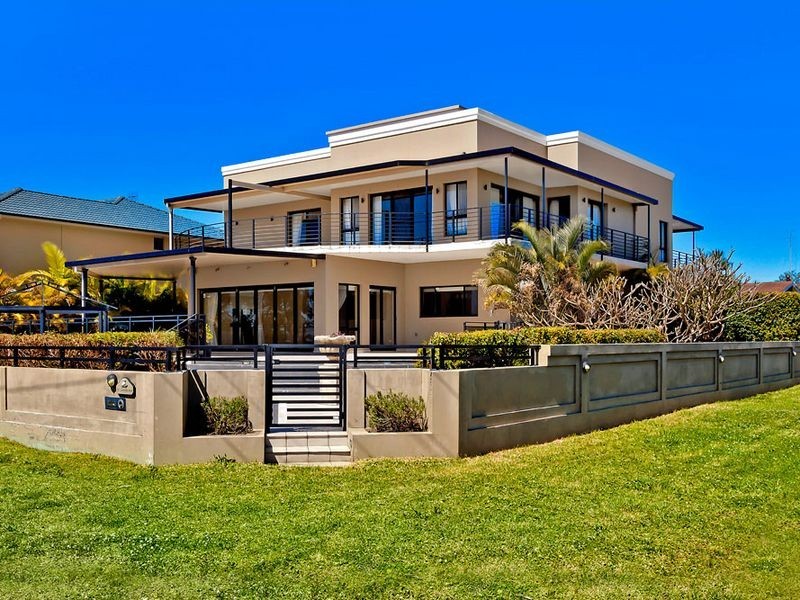 18 Lucinda Avenue, Killarney Vale NSW 2261
