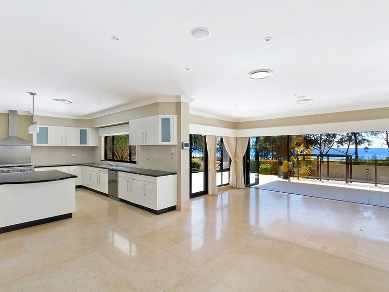 18 Lucinda Avenue, Killarney Vale NSW 2261