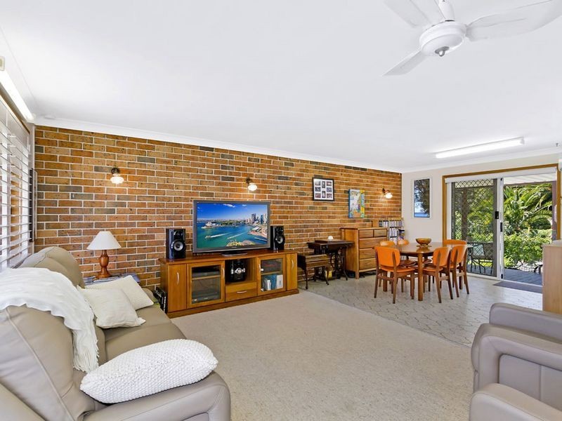 2 Ferndale Street, Killarney Vale NSW 2261