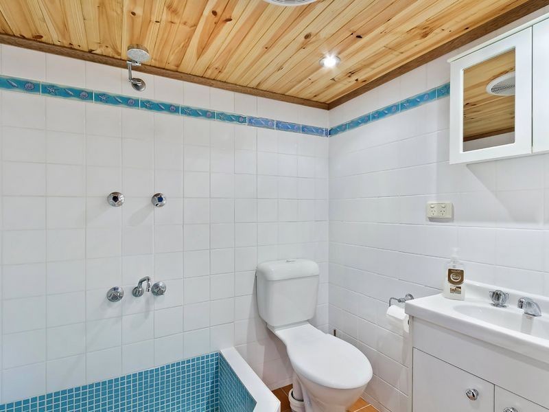 15 Torres Street, Killarney Vale NSW 2261