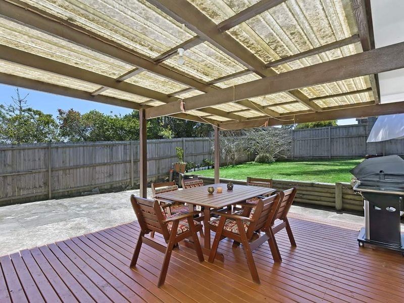 13 Pendant Parade, Killarney Vale NSW 2261