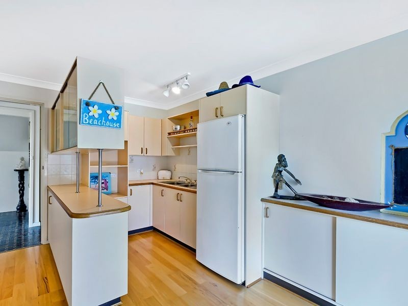 15 Keveer Close, Berkeley Vale NSW 2261