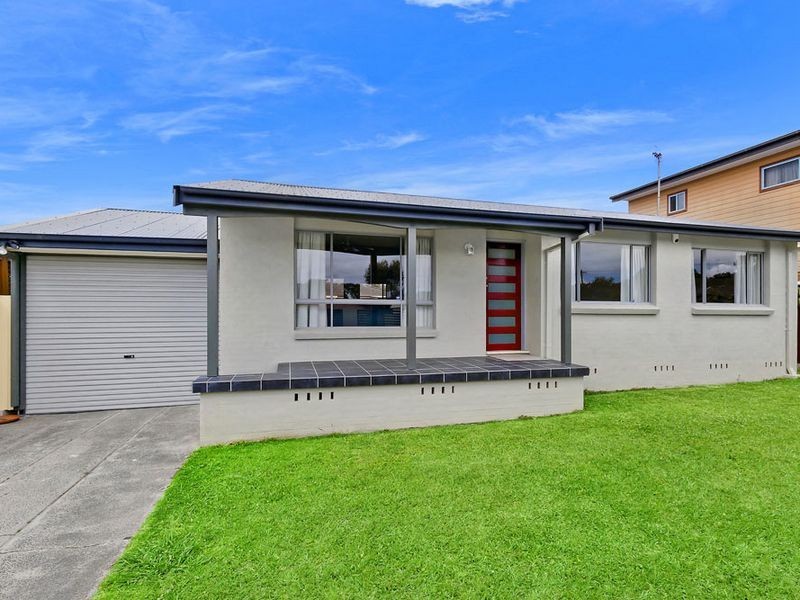 8 Sturt Street, Killarney Vale NSW 2261