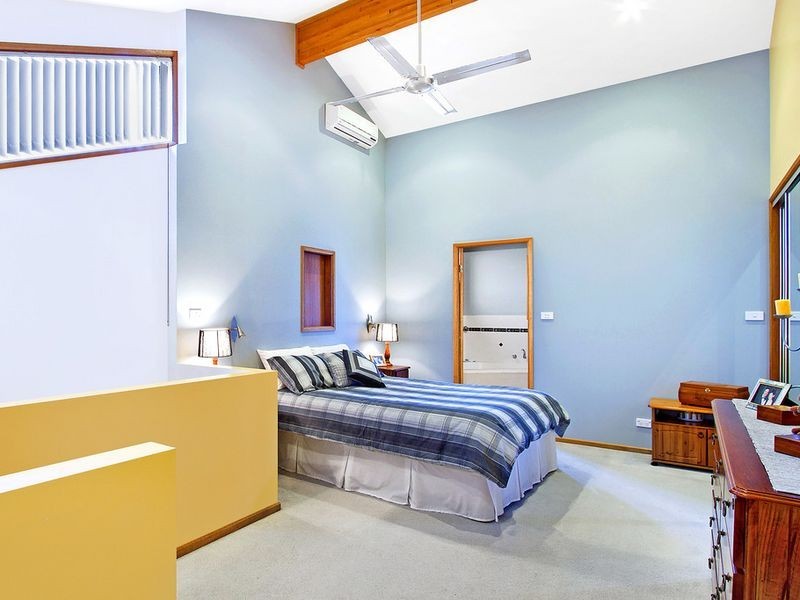 5 Waikiki Close, Killarney Vale NSW 2261