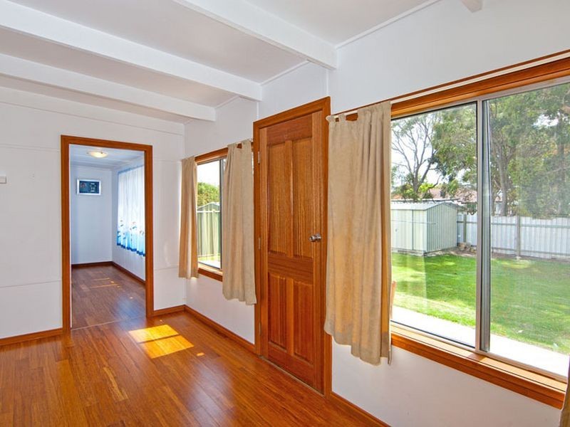 39 Brennon Road, Gorokan NSW 2263
