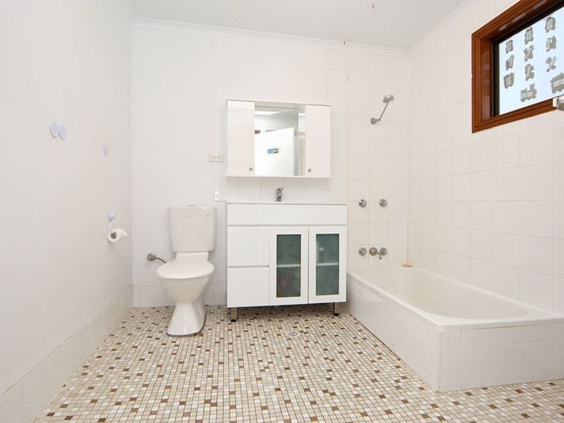 39 Brennon Road, Gorokan NSW 2263
