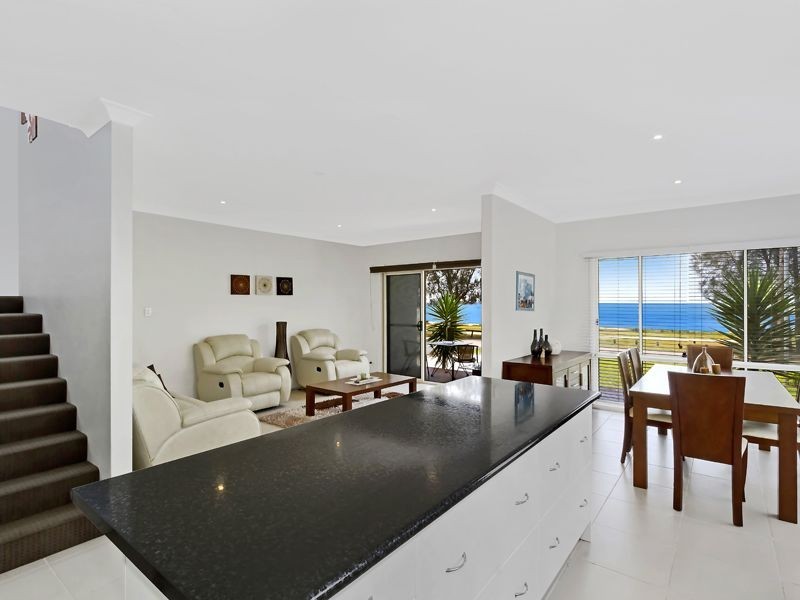 64 Lucinda Avenue, Killarney Vale NSW 2261