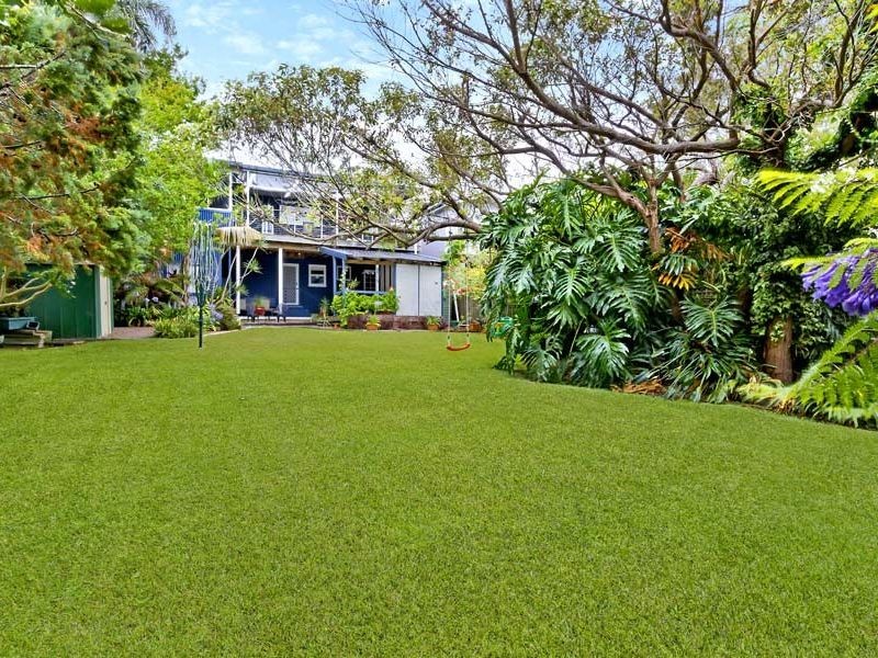 16 Aubrey Street, Killarney Vale NSW 2261