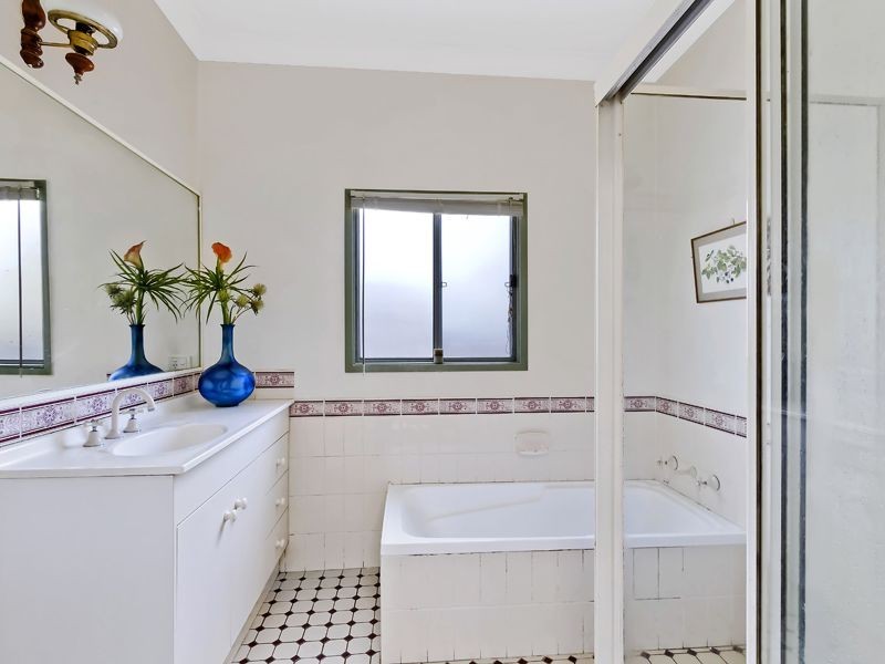 53 Macarthur Street, Killarney Vale NSW 2261