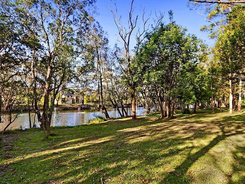 18 Moui Avenue, Chittaway Bay NSW 2261