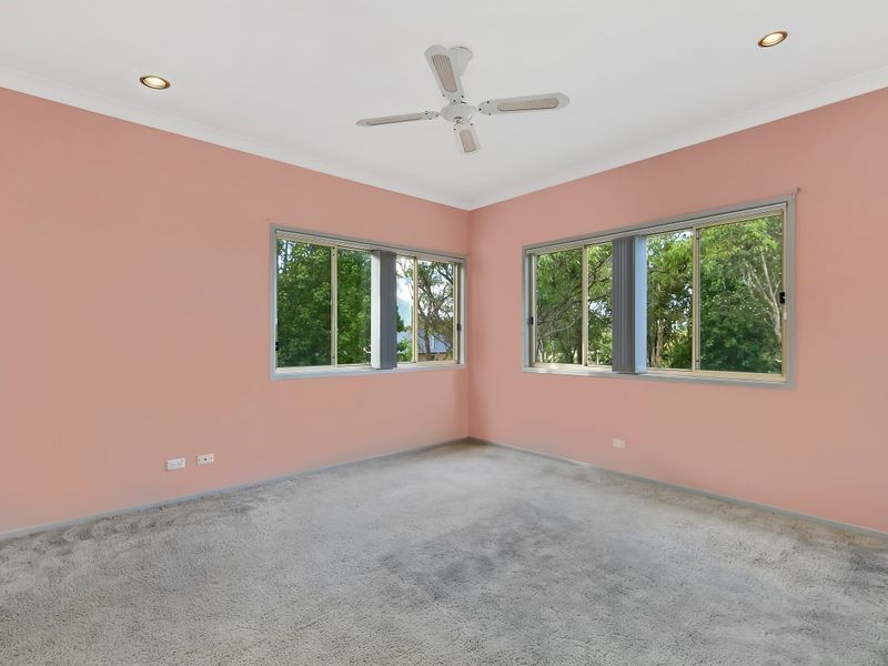 4 Montah Avenue, Berkeley Vale NSW 2261