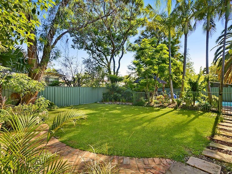 26 Yimbala Street, Killarney Vale NSW 2261