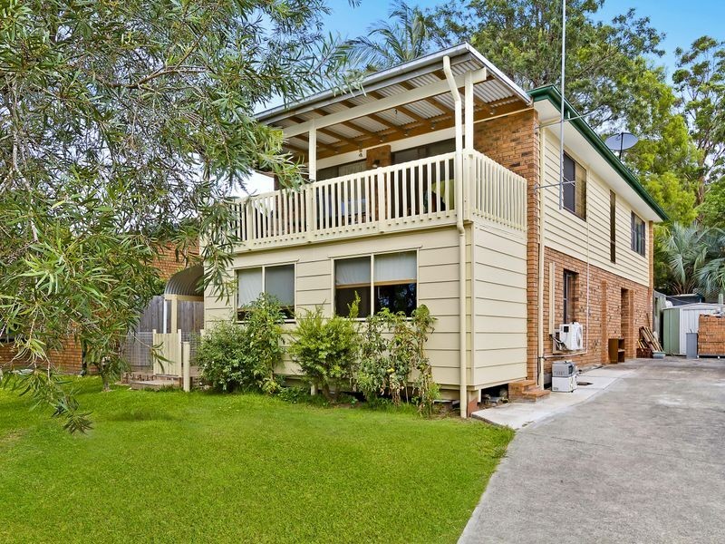 28 Wyong Road, Berkeley Vale NSW 2261