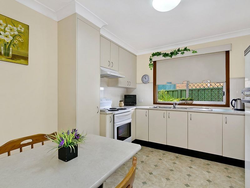 56 Henry Parks Drive, Berkeley Vale NSW 2261