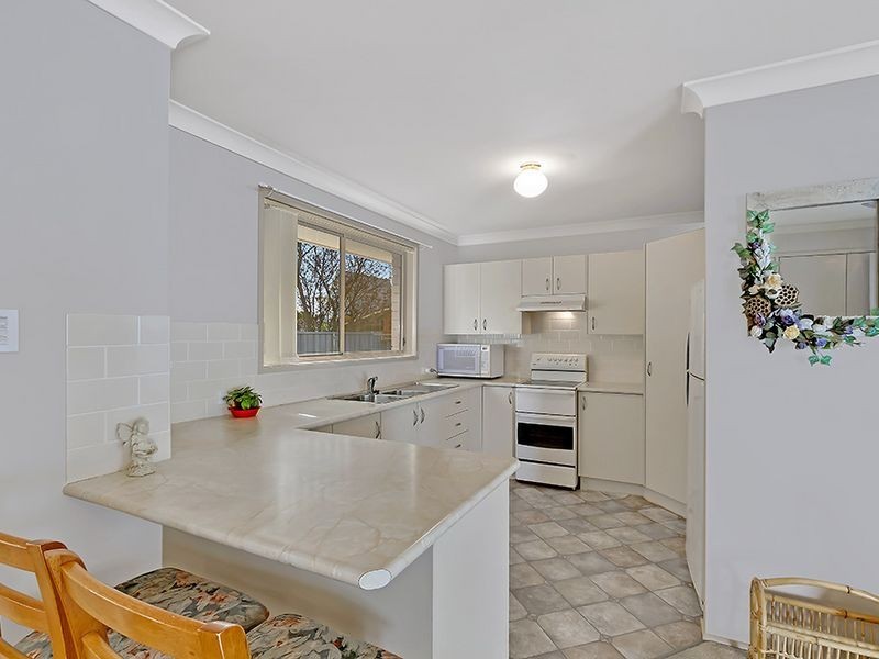 2/42 Hume Boulevard, Killarney Vale NSW 2261