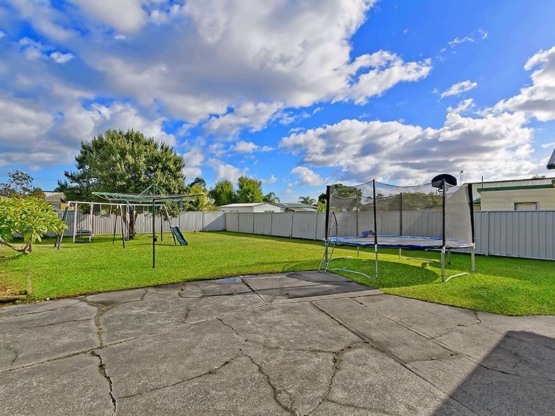 61 Hume Boulevard, Killarney Vale NSW 2261