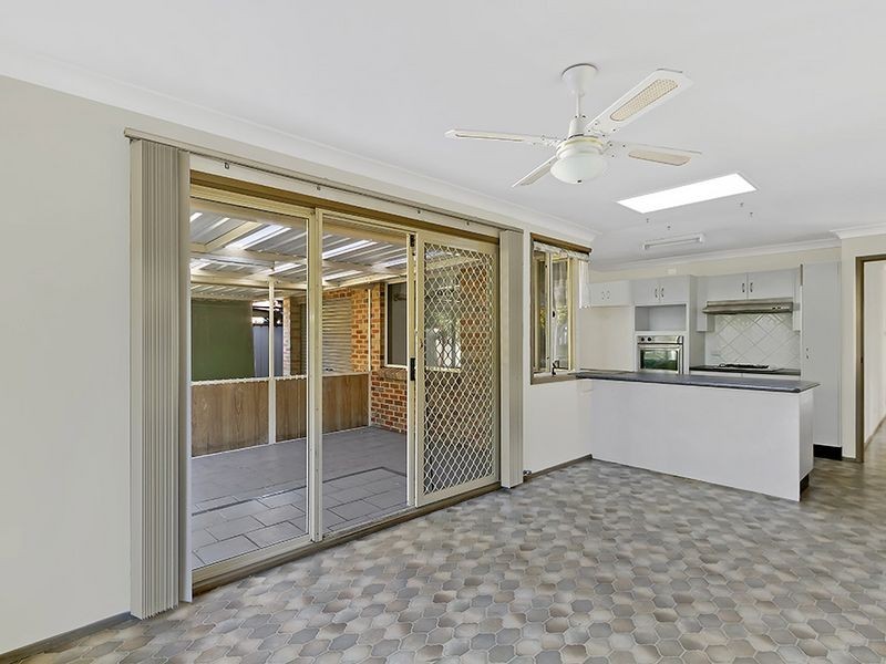 12 The Avenue, Tumbi Umbi NSW 2261