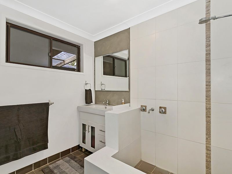 38 Jean Avenue, Berkeley Vale NSW 2261