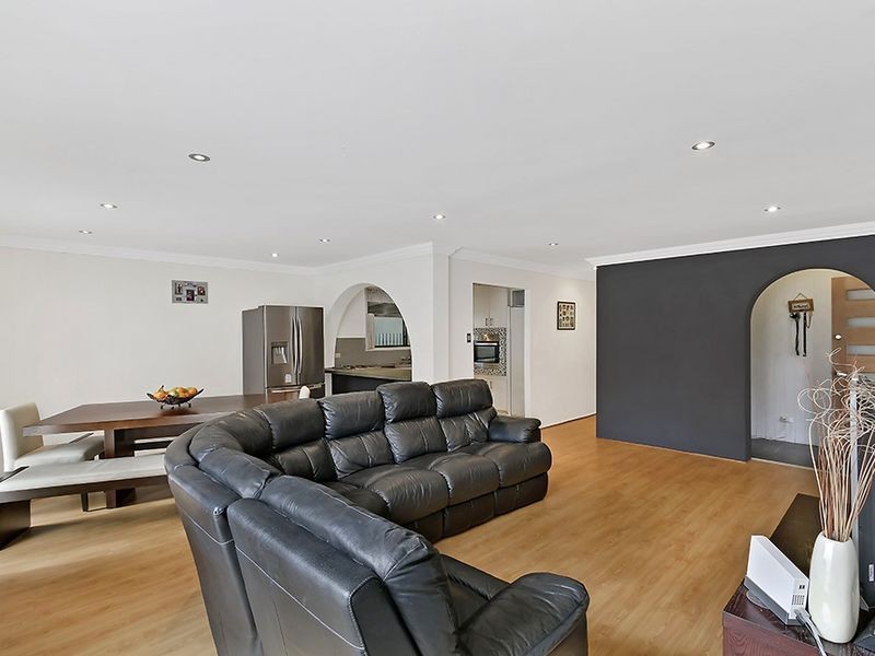 38 Jean Avenue, Berkeley Vale NSW 2261