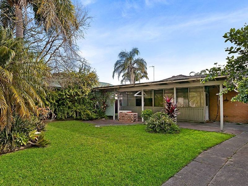 30 McLean Street, Killarney Vale NSW 2261