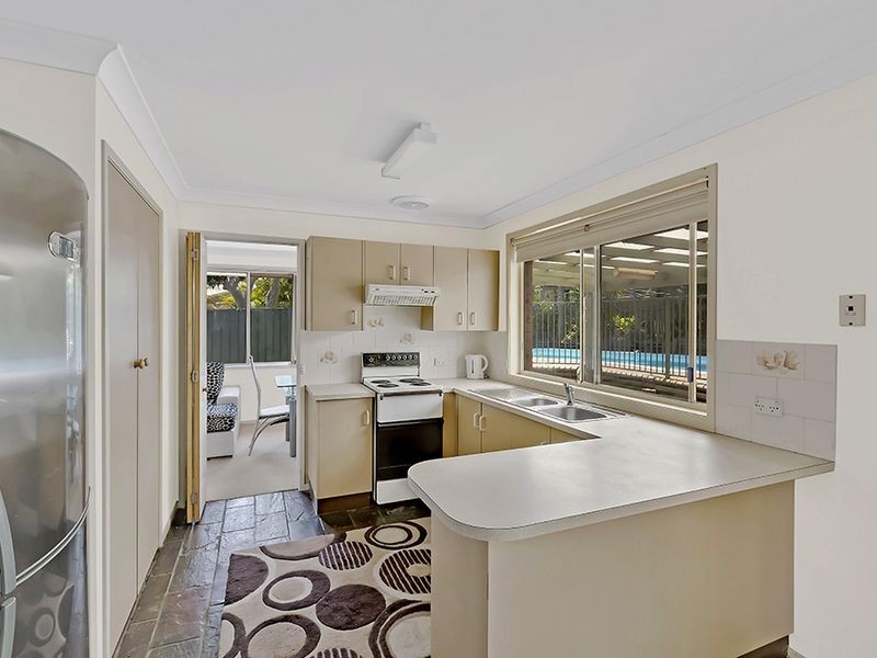 2 Vaughan Close, Killarney Vale NSW 2261