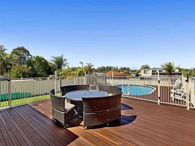 22 Dampier Boulevard, Killarney Vale NSW 2261