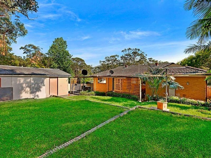52 Bundilla Parade, Berkeley Vale NSW 2261