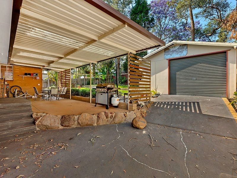 52 Bundilla Parade, Berkeley Vale NSW 2261