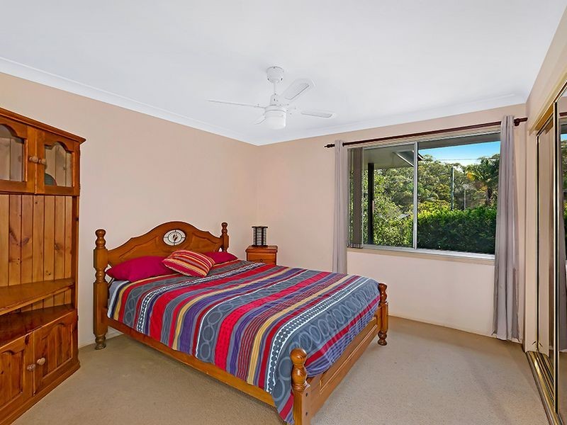 52 Bundilla Parade, Berkeley Vale NSW 2261