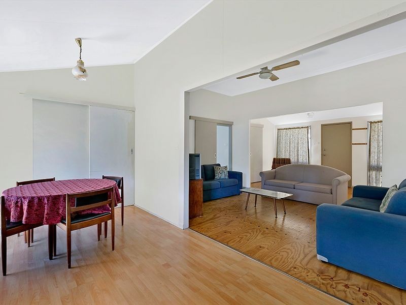 10 Dennis Road, The Entrance North NSW 2261