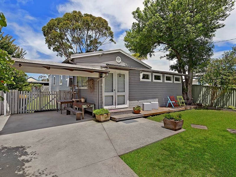 18 Watson Avenue, Tumbi Umbi NSW 2261