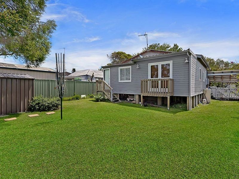 18 Watson Avenue, Tumbi Umbi NSW 2261