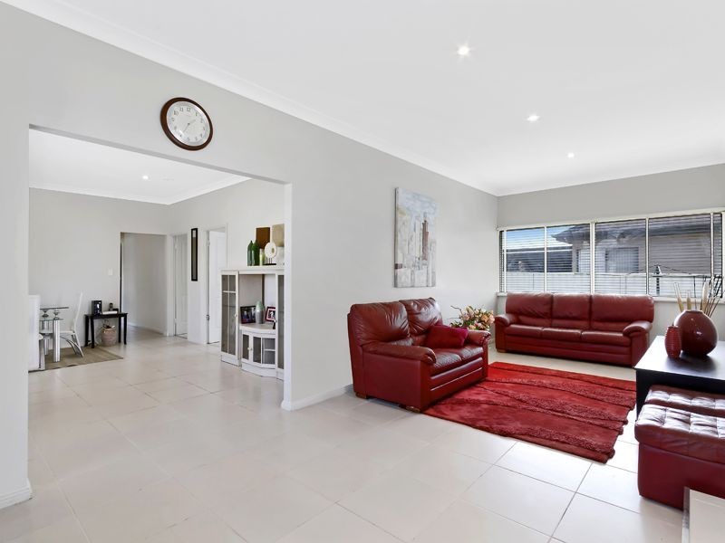 64 Lucinda Avenue, Killarney Vale NSW 2261